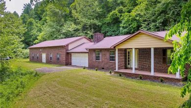 Photo of Spacious Property on 29 Acres in Saint Albans, West Virginia