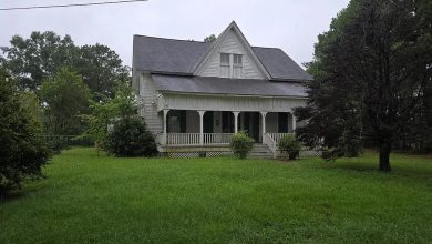 Photo of Historic Two-Story Home for Sale in Gloster, Mississippi