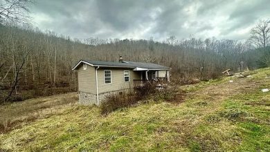 Photo of 2-Bedroom Home on 17 Acres in McKee, Kentucky