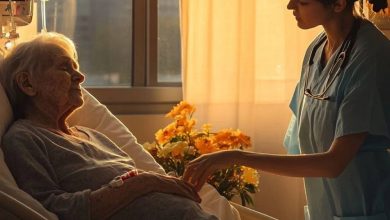 Photo of I Sat Alone as My Mother-in-Law Took Her Last Breath — Then a Nurse Gave Me Her Final Letter…