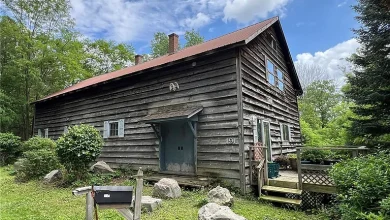 Photo of Rustic Post-and-Beam