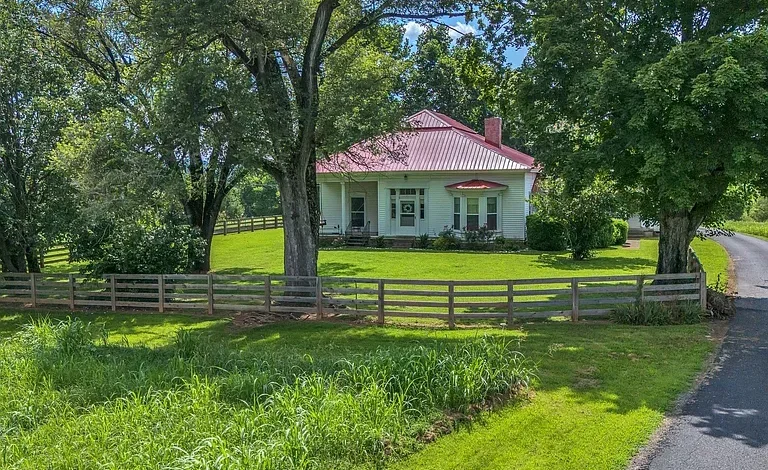 22.18 Acres of Prime Potential in Franklin, TN.