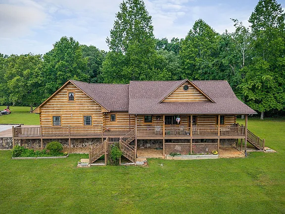 34 Private Acres