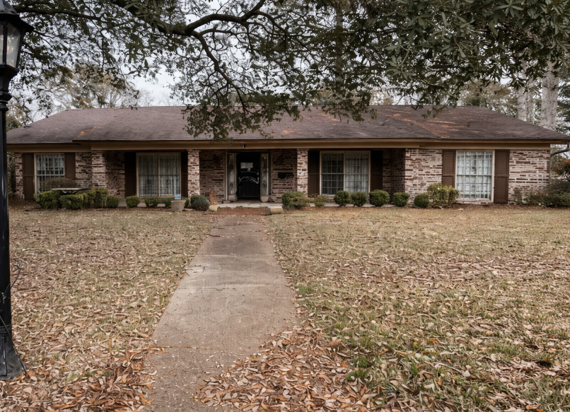Spacious Family Home with Flexible Living Space in Jackson