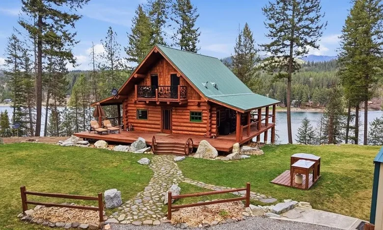 Luxury Riverfront Log Retreat with Mountain Views