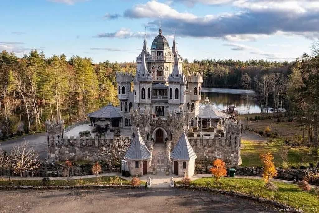 The Ultimate Private Castle Estate in Woodstock
