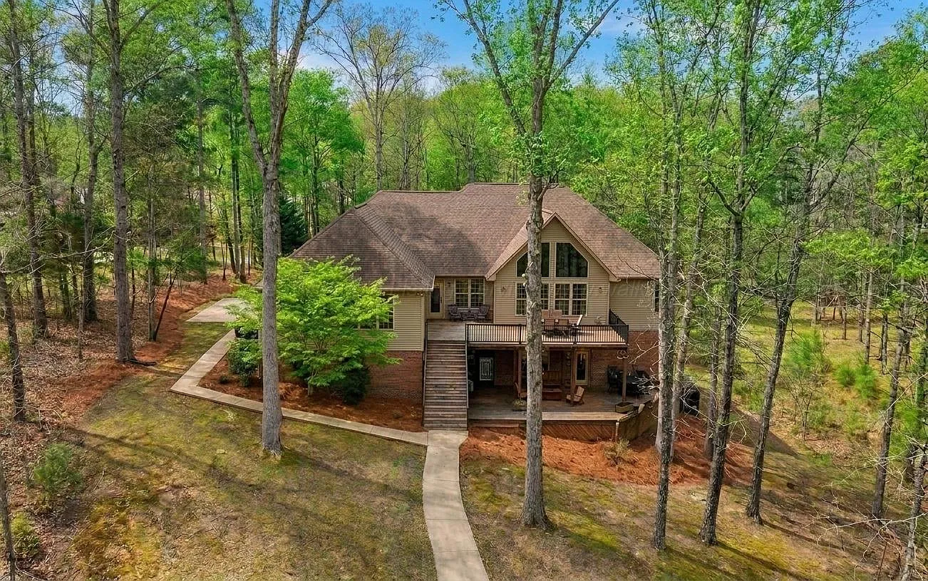 Smith Lake Waterfront Retreat in Arley, Alabama
