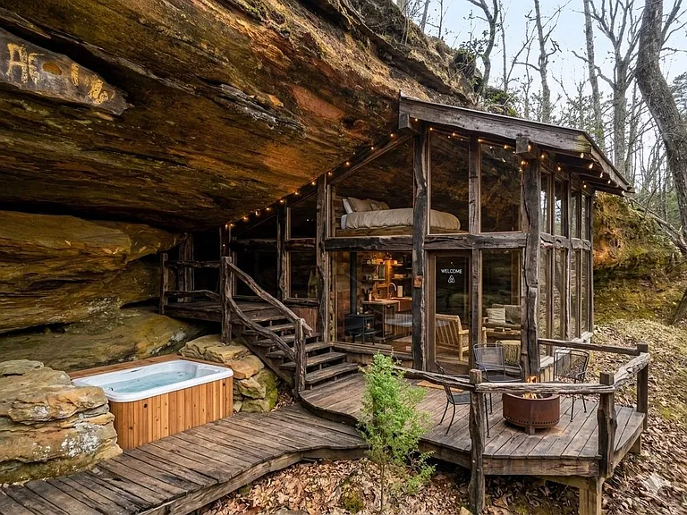 Unique Cave Retreat Land Near Red River Gorge