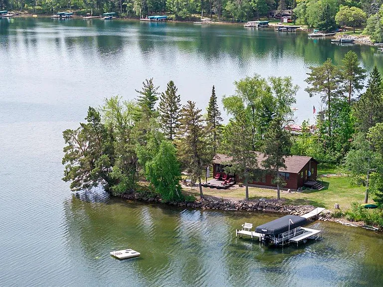 Lake Ada Point Retreat with Stunning Water Views