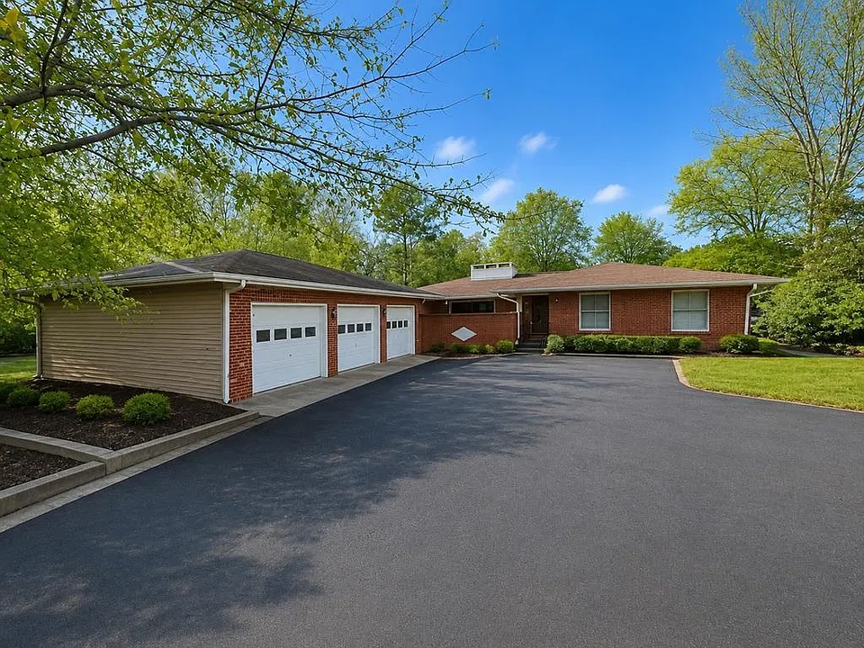 Spacious Corner Property with Endless Potential : $99,500