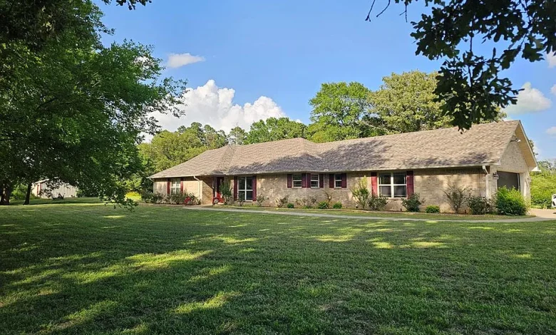 1.4 Acres Lot
