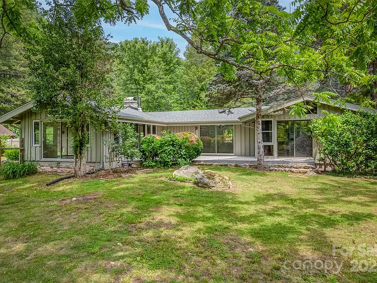 Private 202-Acre Mountain Estate Near Asheville – Two Homes, Endless Potential
