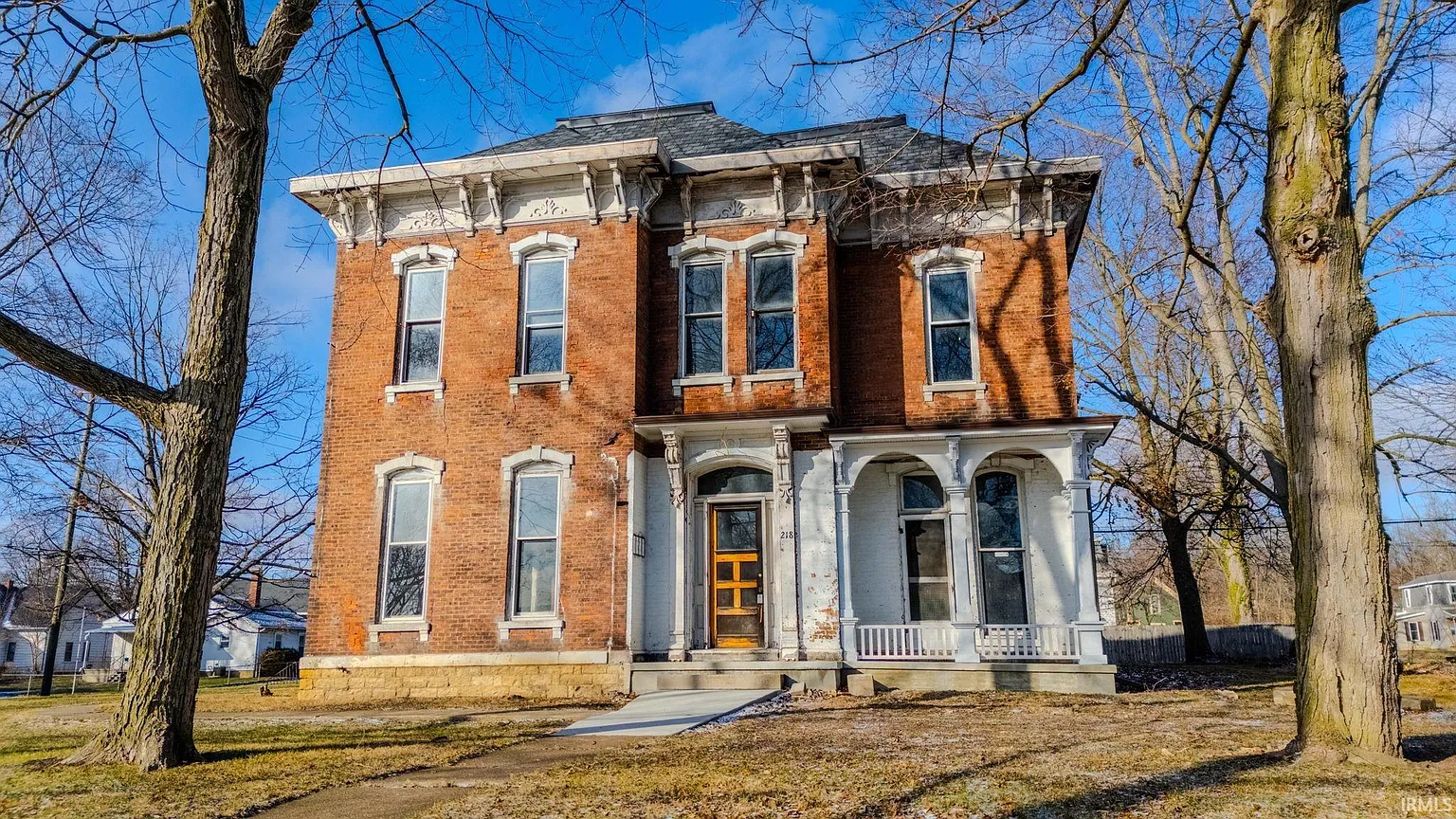 Stately Victorian Home Ready for Restoration – 218 E Main Street, Wabash, Indiana