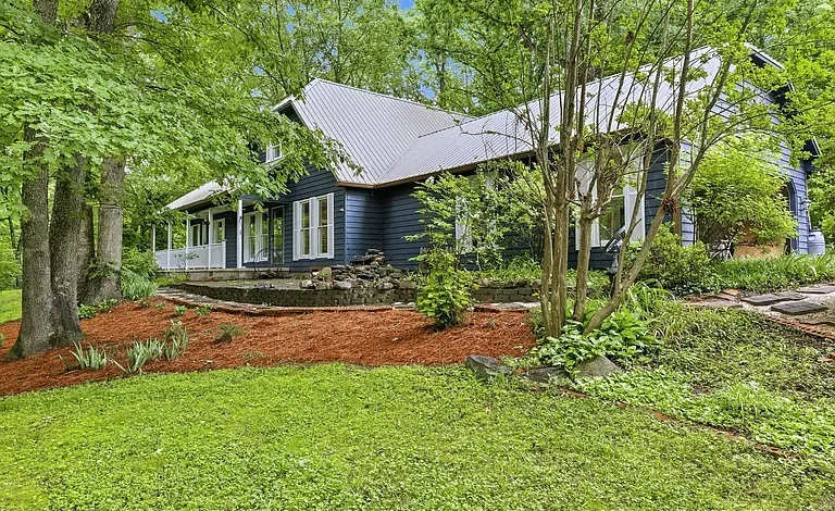 Country Retreat on 7.3 Acres in Cornelia, GA