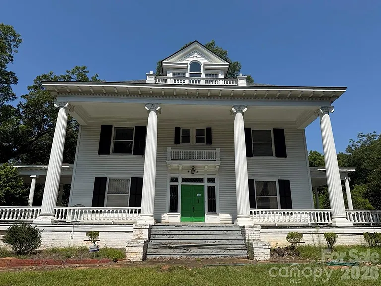 4,100 Square Feet on Over an Acre in Wadesboro, North Carolina