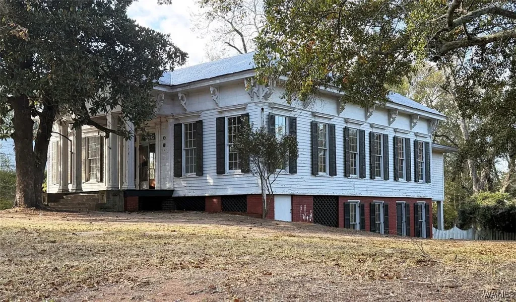 Timeless Southern Charm: Greek Revival Raised Cottage in Marion, Alabama