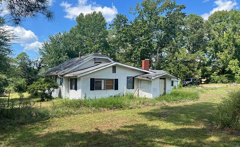2.2 Acres Lot