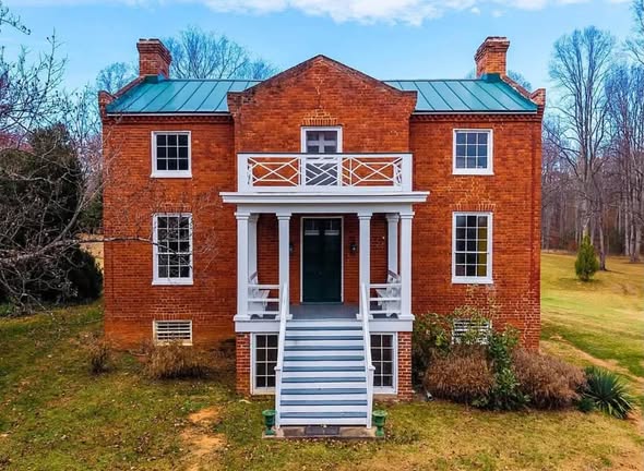 Historic “Glen Burnie”, Circa 1829. On 187 acres in Virginia